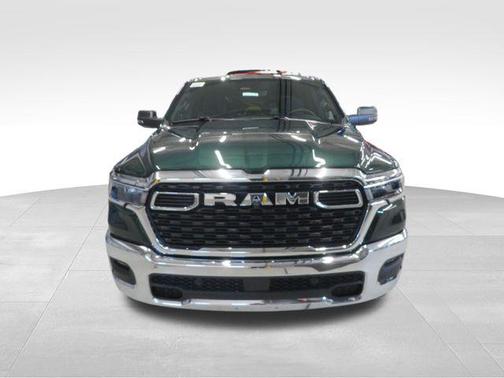 Serrano Green Metallic 2026 RAM 1500 Big Horn/Lone Star