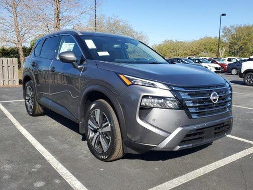2025 Nissan Rogue SL