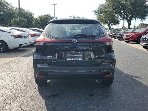 2024 Nissan Kicks SV