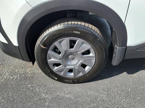 Fresh Powder 2026 Nissan Kicks S