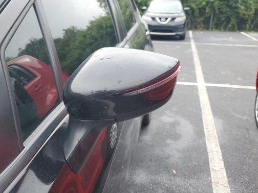 2020 Nissan Versa 1.6 SV