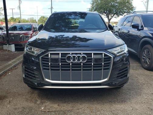 2021 Audi Q7 55 Premium Plus