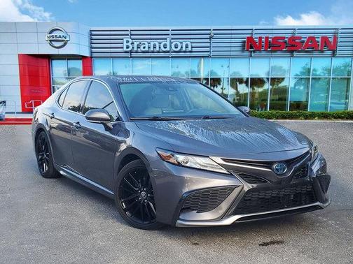 2022 Toyota Camry Hybrid XSE