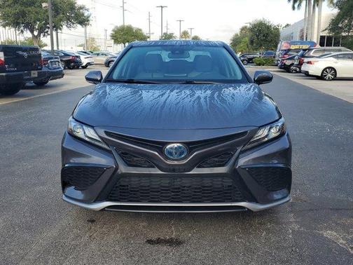 2022 Toyota Camry Hybrid XSE