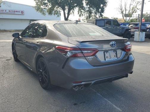 2022 Toyota Camry Hybrid XSE