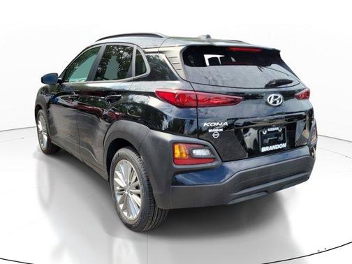 Ultra Black 2021 Hyundai KONA SEL