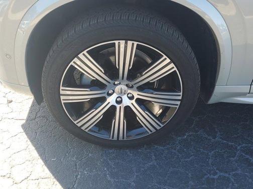 2021 Volvo XC90 T6 Inscription 7 Passenger