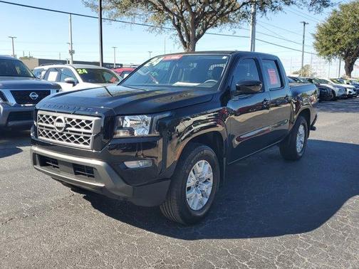 2024 Nissan Frontier SV