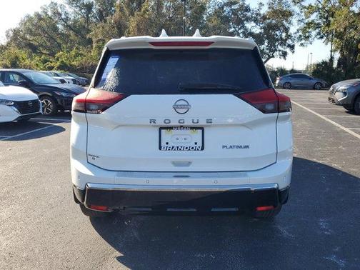 2025 Nissan Rogue Platinum