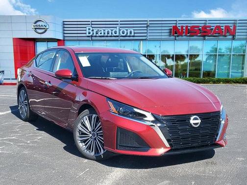 2025 Nissan Altima SL