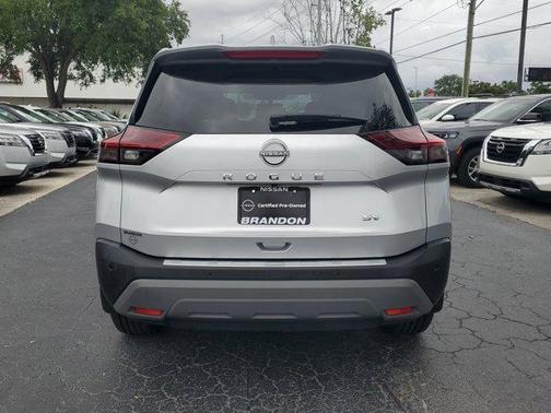 2022 Nissan Rogue SV