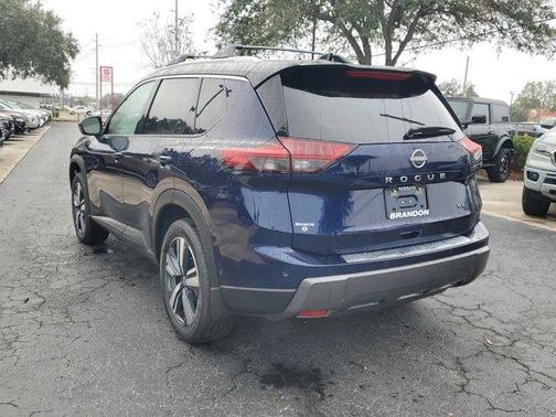 2025 Nissan Rogue SL