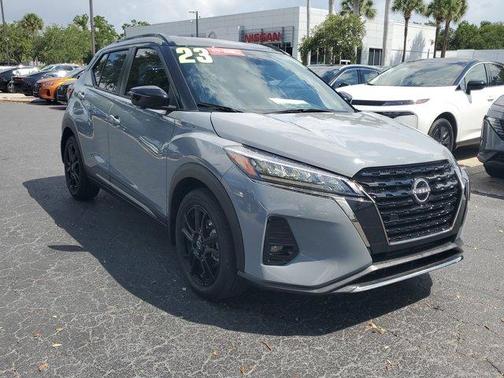 2023 Nissan Kicks SR