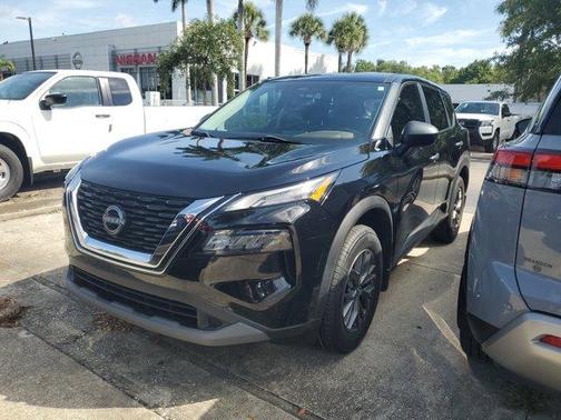 2022 Nissan Rogue S