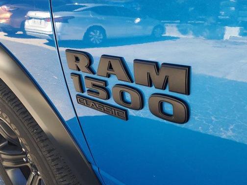 2022 RAM 1500 Classic SLT