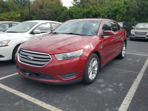 2014 Ford Taurus SEL