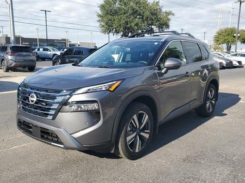 2024 Nissan Rogue SL