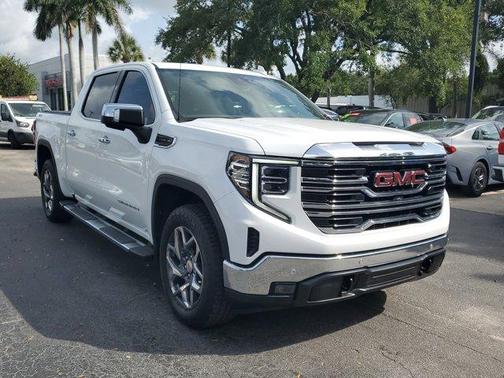 2022 GMC Sierra 1500 SLT