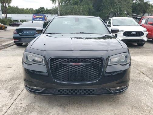 2022 Chrysler 300 S