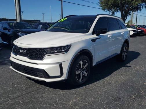 2022 Kia Sorento EX
