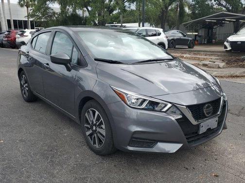 2022 Nissan Versa 1.6 SV