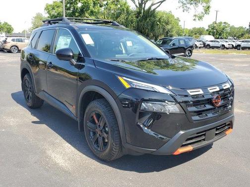 2025 Nissan Rogue Rock Creek