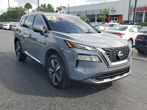 2023 Nissan Rogue SL