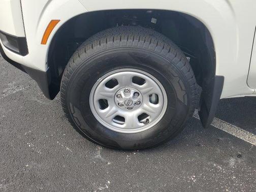 2026 Nissan Frontier S