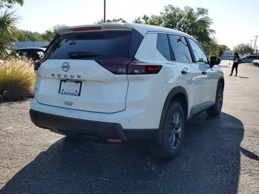 2025 Nissan Rogue S