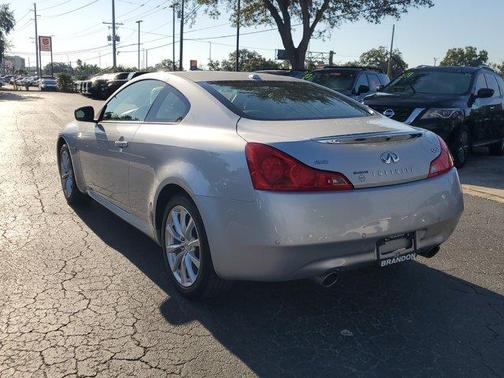 2014 INFINITI Q60 Base