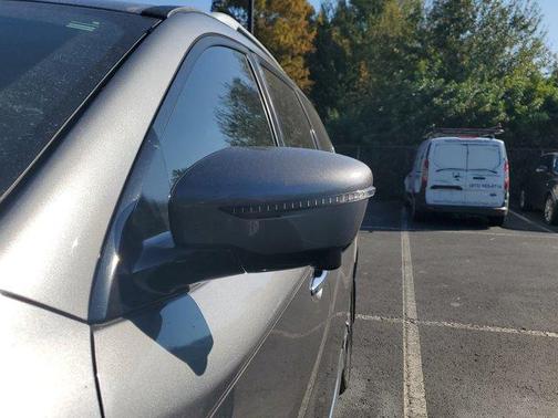 2017 Nissan Pathfinder Platinum