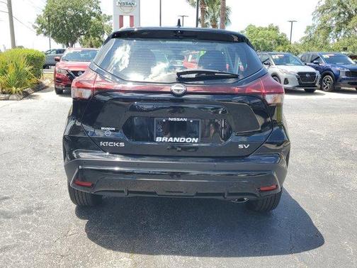 2024 Nissan Kicks SV