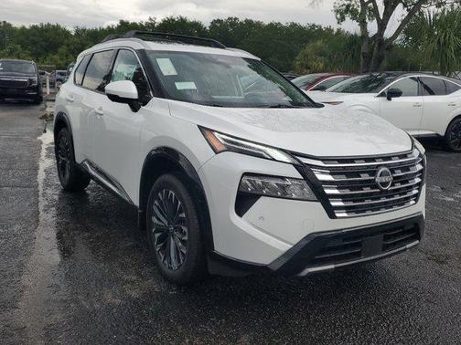 2025 Nissan Rogue Platinum