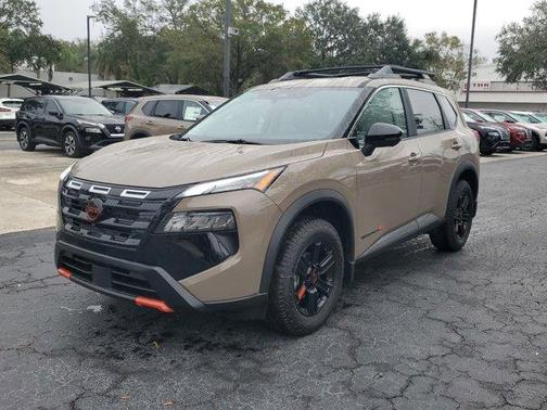 2025 Nissan Rogue Rock Creek