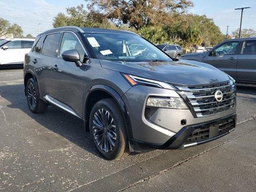 2025 Nissan Rogue Platinum