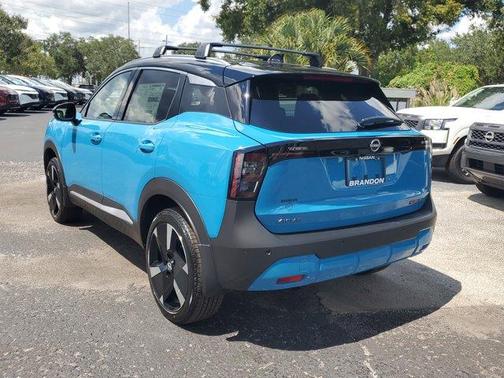 2026 Nissan Kicks SR