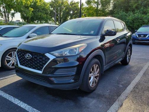 Black Noir Pearl 2020 Hyundai TUCSON SE