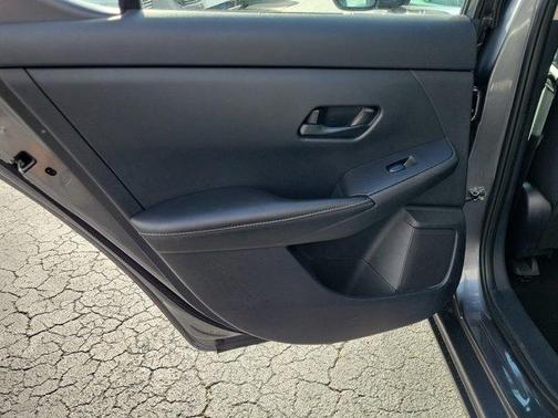 Gun Metallic 2024 Nissan Sentra SV