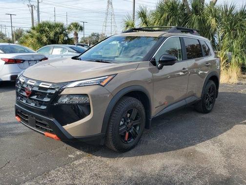 2025 Nissan Rogue Rock Creek