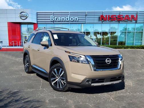 2025 Nissan Pathfinder Platinum