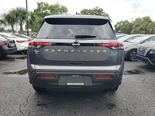 2025 Nissan Pathfinder S