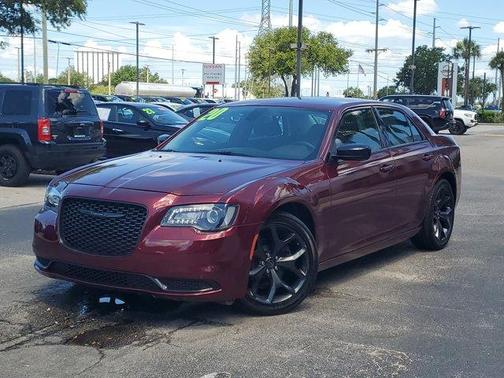2020 Chrysler 300 Touring
