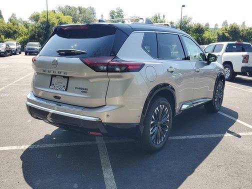 2025 Nissan Rogue Platinum
