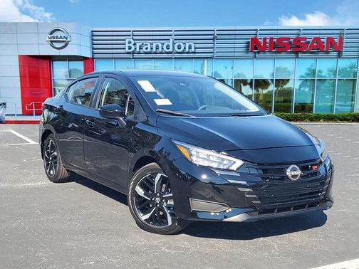 2025 Nissan Versa 1.6 SR