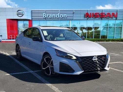 2025 Nissan Altima SR