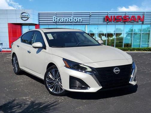 2025 Nissan Altima SL