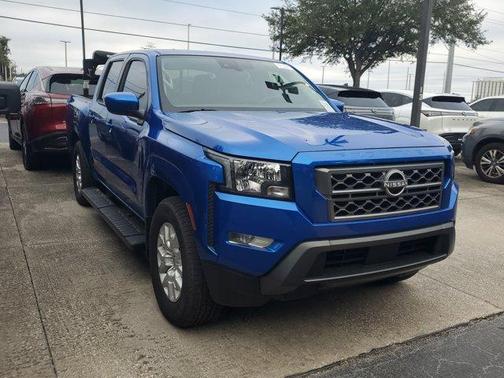 2024 Nissan Frontier SV