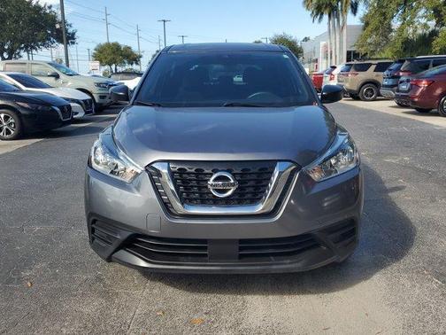 2020 Nissan Kicks S