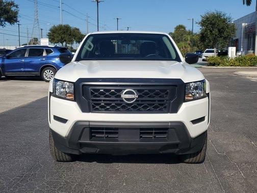 2024 Nissan Frontier S