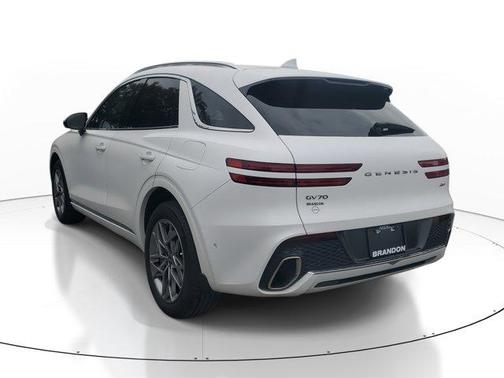 2023 Genesis GV70 2.5T